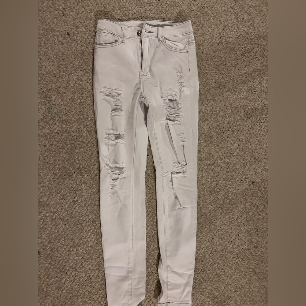 White ripped skinny jeans